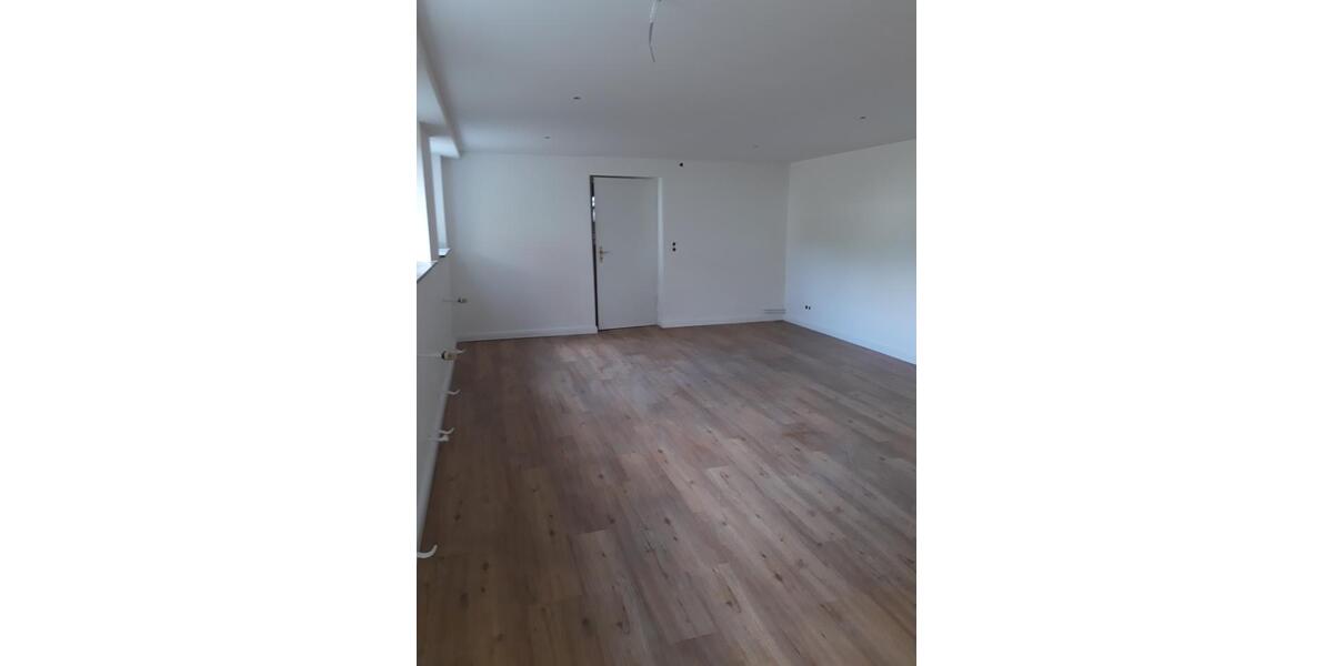 Etagenwohnung Recklinghausen Hillerheide - 3 Zimmer, 136 m&sup2;, 1.360&euro; | Angebot:24395304