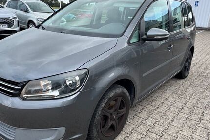 VW Touran 140.000 km 5.900 € Waltrop 45731