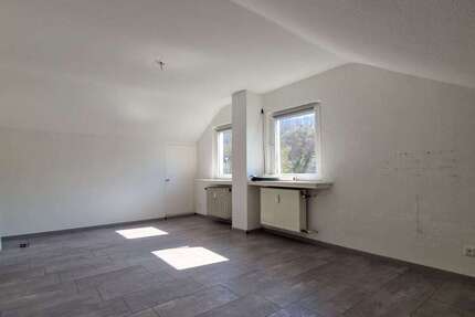 Wohnung zum Mieten in Wuppertal 358 € 55 m²