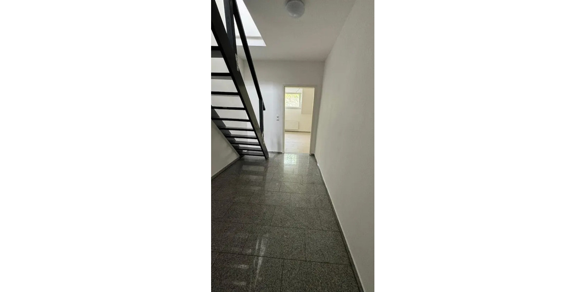 Schöne 3,5 Zimmer Maisonette-Wohnung zu vermieten! 3 zimmer