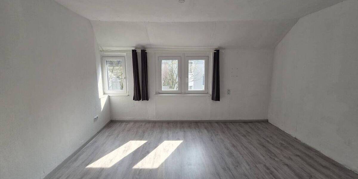 Etagenwohnung Dortmund Mitte - 5 Zimmer, 88 m&sup2;, 225.000&euro; | Angebot:26488027