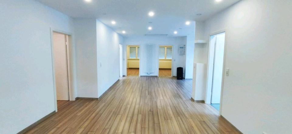 Dachgeschoßwohnung Iserlohn Grüne - 4 Zimmer, 100 m&sup2;, 900&euro; | Angebot:24770712