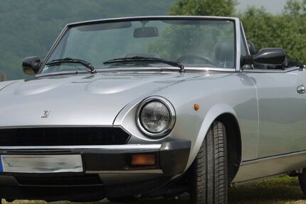 Fiat 124 Spider