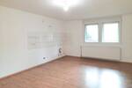 RE-Stuckenbusch! Ideal für Berufspendler: Renoviertes Appartement für berufstätige Einzelperson.