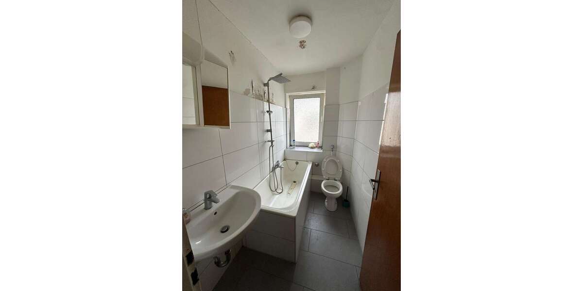 Etagenwohnung Bochum Harpen - 5 Zimmer, 100 m&sup2;, 981&euro; | Angebot:26071449