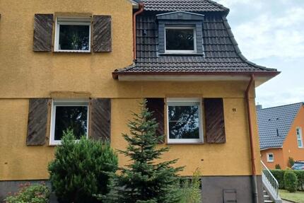 Haus Bergkamen - 8 Zimmer, 140 m&sup2;, 330.000&euro; | Angebot:27607395