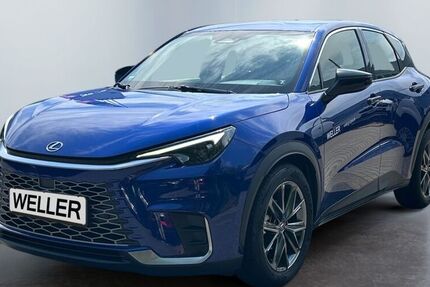 Lexus LBX