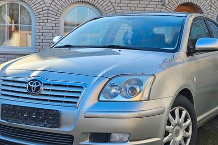 Toyota Avensis 259.422 km 2.850 &euro; Menden 58708