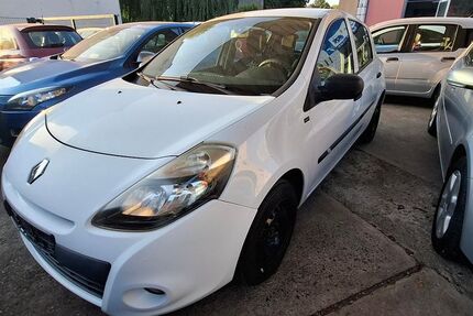 Renault Clio 128.300 km 3.500 &euro; Dortmund 44339