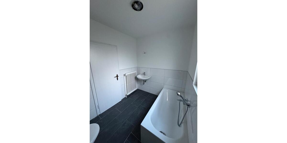 Erdgeschoßwohnung Herten Bertlich - 3.5 Zimmer, 110 m&sup2;, 1.200&euro; | Angebot:25903149