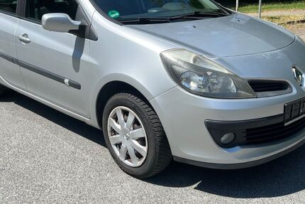 Renault Clio 260.000 km 1.000 &euro; Dortmund 44379
