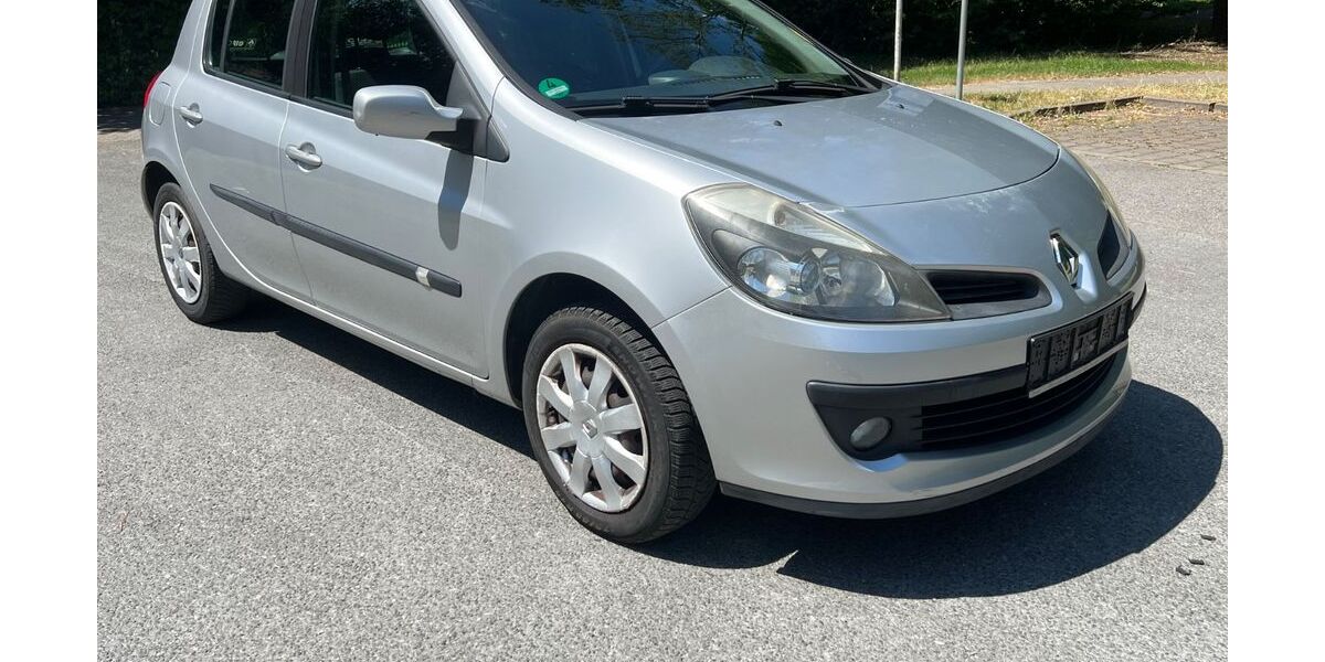 Renault Clio 260.000 km 1.000 &euro; Dortmund 44379