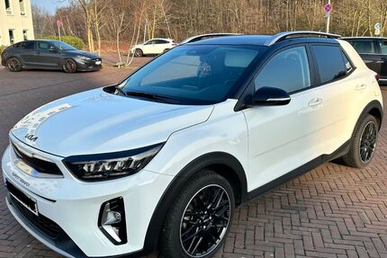 Kia Stonic 50.400 km 14.600 &euro; Herne 44627