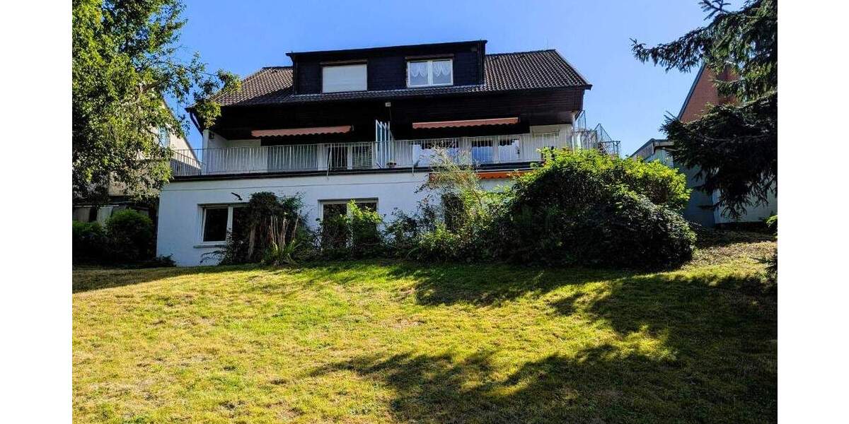 *** Terrassenwohnung mit eigenem Eingang, Garage, großem Garten + unverbaubarem Blick ins Grüne *** 3 zimmer