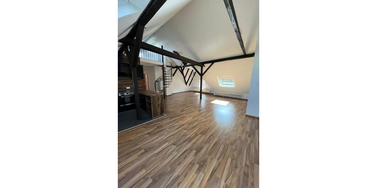 Dachgeschoßwohnung Bochum Höntrop - 4.5 Zimmer, 135 m&sup2;, 945&euro; | Angebot:26034991