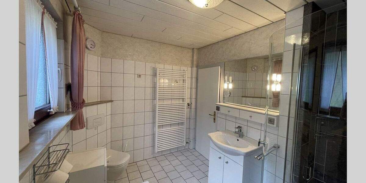 Einfamilienhaus Altena / Evingsen Evingsen - 7 Zimmer, 149 m&sup2;, 239.000&euro; | Angebot:24532424