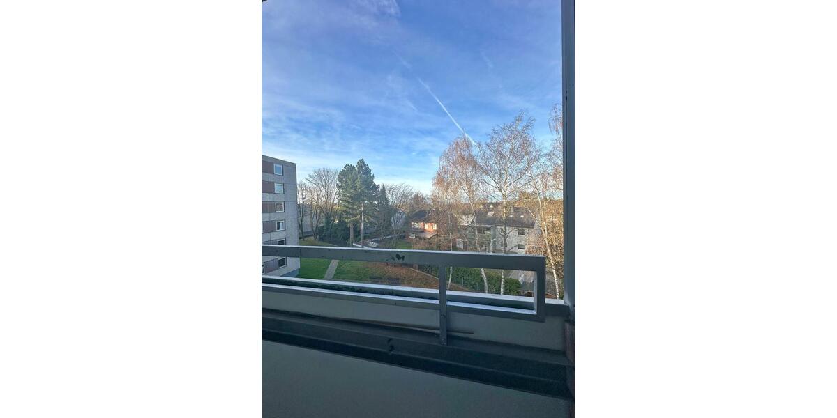 Helle 3-Zimmer-Wohnung mit Balkon - frisch renoviert - KDB 3 zimmer