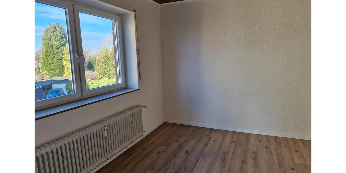 Etagenwohnung Lünen Brambauer - 3 Zimmer, 72 m&sup2;, 580&euro; | Angebot:25538425
