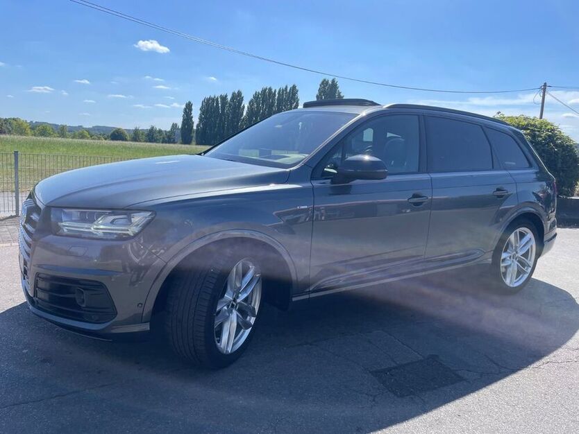 Q7
