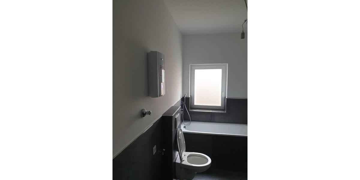 Erdgeschoßwohnung Dortmund Brackel - 6 Zimmer, 135 m&sup2;, 1.200&euro; | Angebot:22788276