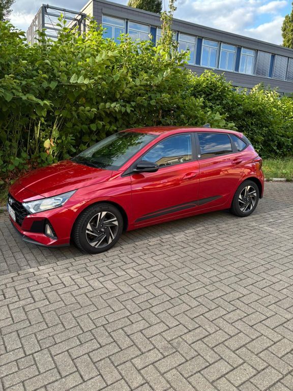 i20
