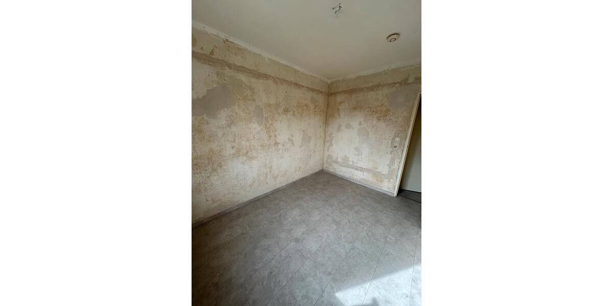 Erdgeschoßwohnung Unna Alte Heide - 4 Zimmer, 82 m&sup2;, 195.000&euro; | Angebot:26061718