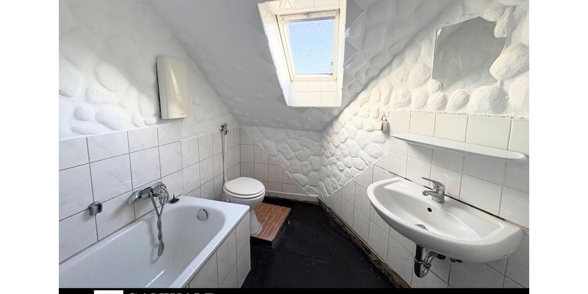 Etagenwohnung Gelsenkirchen Rotthausen - 5.5 Zimmer, 110 m&sup2;, 670&euro; | Angebot:24802195