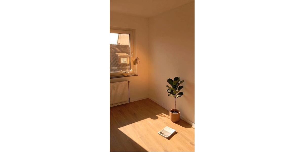 Etagenwohnung Gelsenkirchen Ückendorf - 4 Zimmer, 75 m&sup2;, 590&euro; | Angebot:26456158