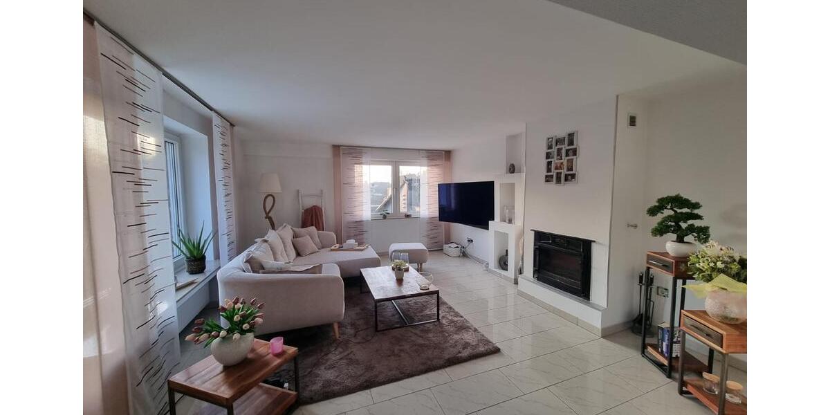 Etagenwohnung Lünen Alstedde - 3 Zimmer, 140 m&sup2;, 1.200&euro; | Angebot:24815769