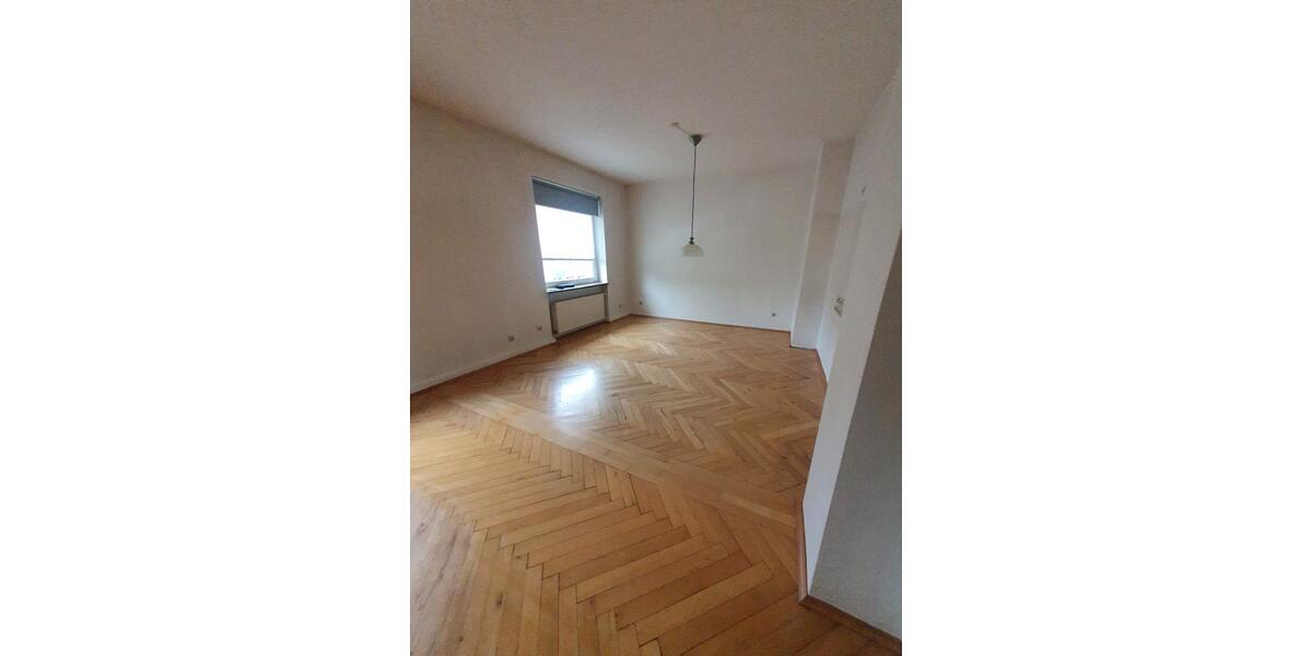 PROVISIONSFREIE!!! Eigentumswohnung 68,25 qm mit Balkon u. Garage zimmer