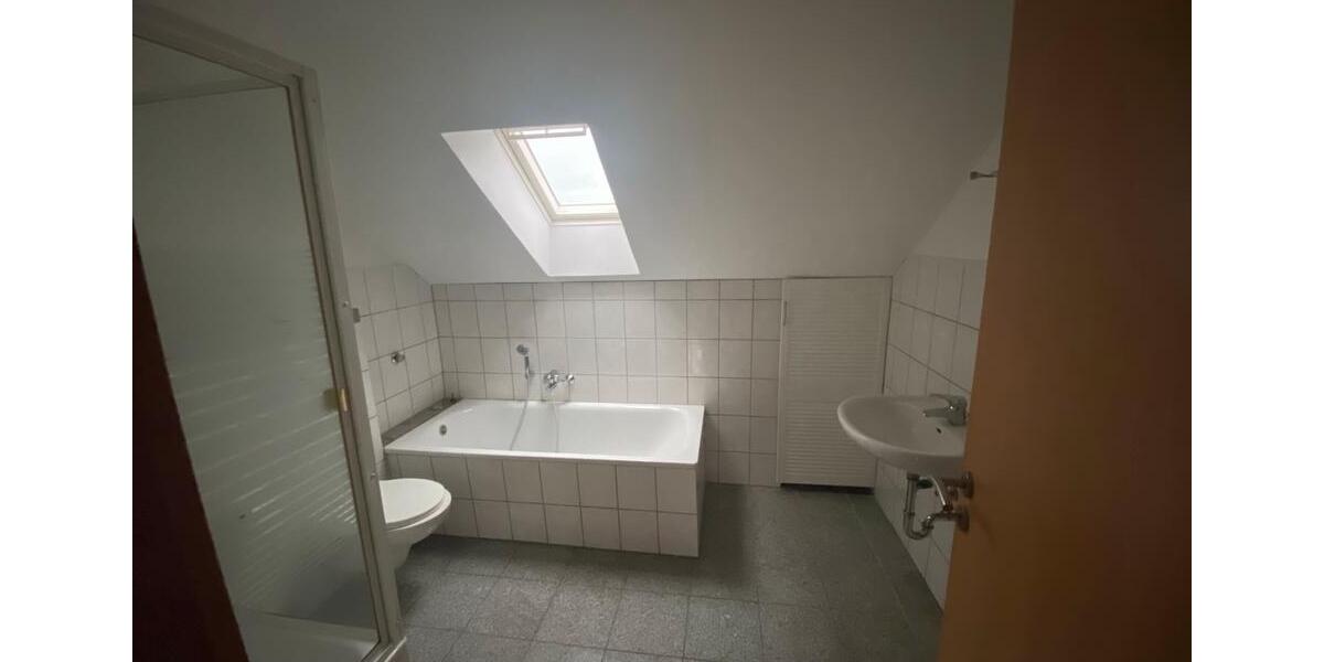 Dachgeschoßwohnung Herne Sodingen - 2 Zimmer, 55 m&sup2;, 400&euro; | Angebot:25782649