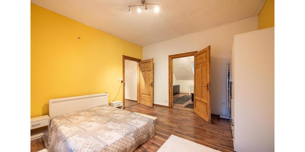 Dachgeschoßwohnung Iserlohn Gerlingsen - 4 Zimmer, 119 m&sup2;, 1.375&euro; | Angebot:26309169