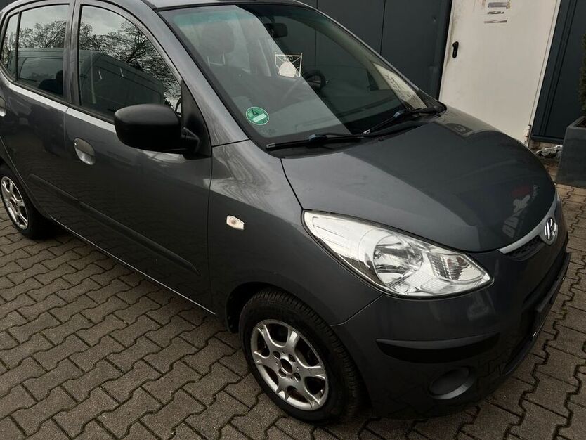 i10