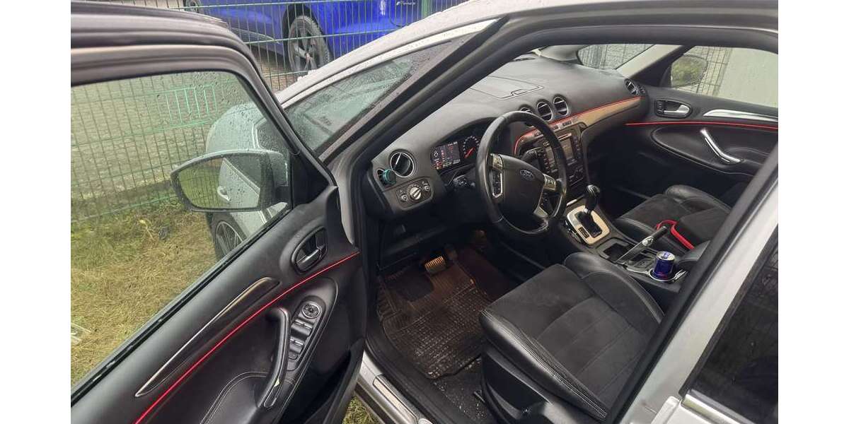 Ford S-Max 191.000 km 6.800 &euro; Herne 44649