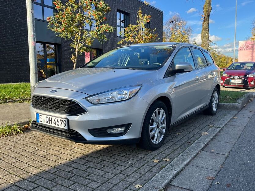 Ford Focus 181.000 km 5.900 € Essen 45329
