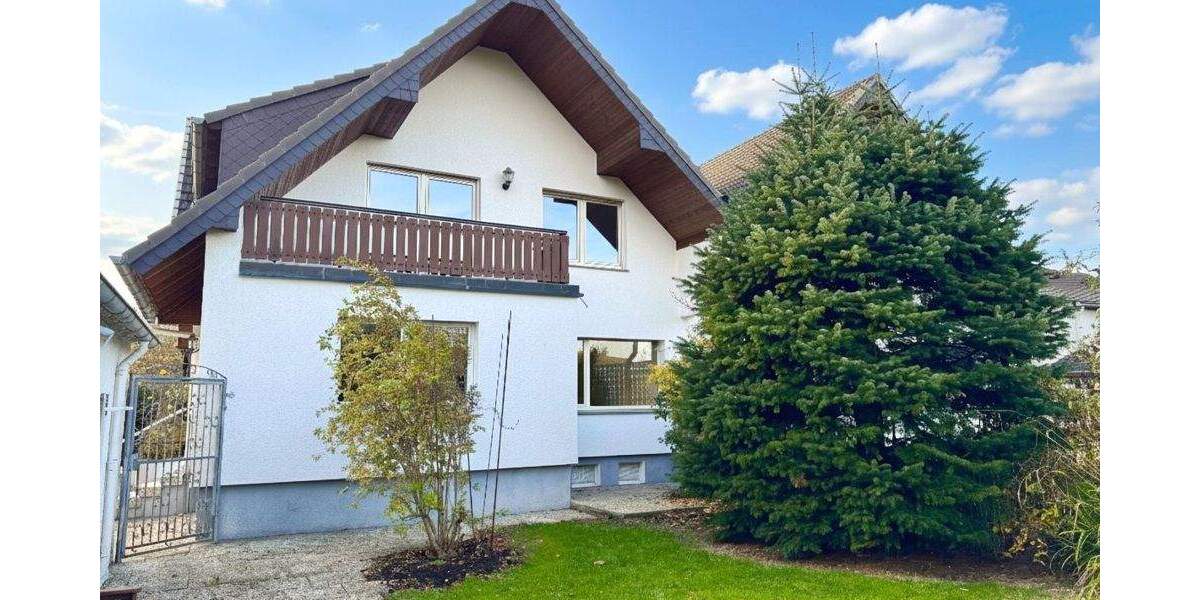 GROßE DOPPELHAUSHÄLFTE MIT GARTEN UND GARAGE IN GUTER LAGE VON DORTMUND-NETTE 7 zimmer