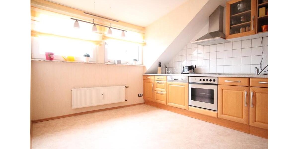 Dachgeschoßwohnung Bochum Altenbochum - 2.5 Zimmer, 60 m&sup2;, 605&euro; | Angebot:25933009