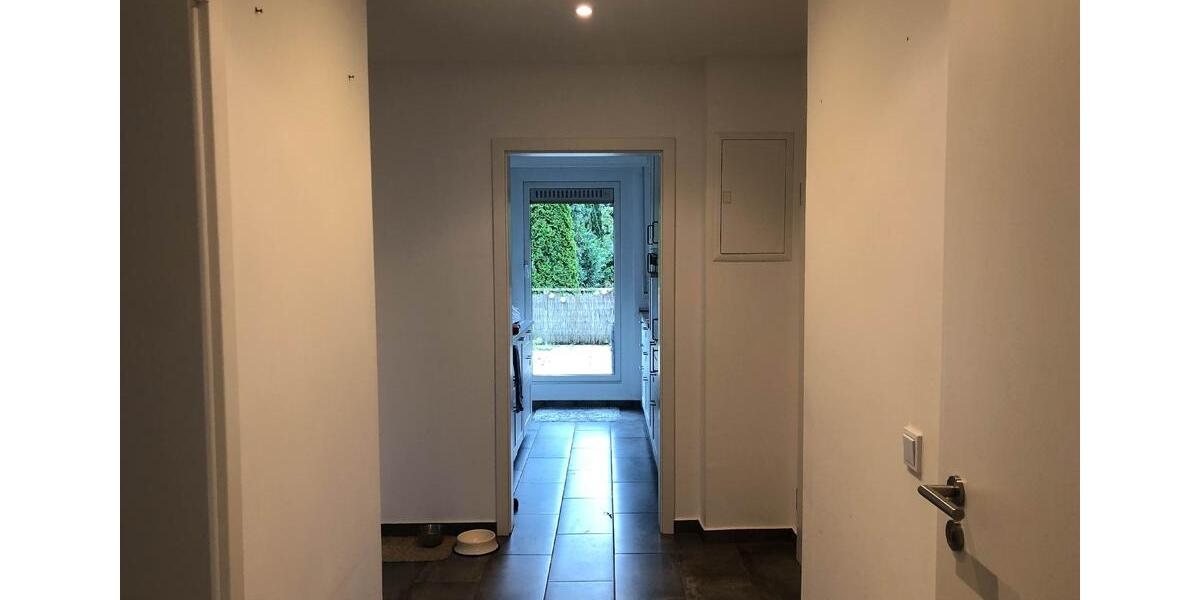Schöne Wohnung im 1. OG mit Sonnenbalkon für 2 Personen 3 zimmer