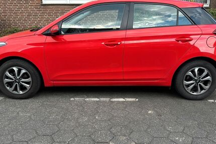 Hyundai i20 68.000 km 10.490 &euro; Olfen 59399