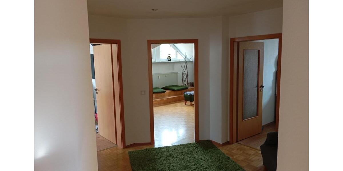 Dachgeschoßwohnung Ennepetal - 3 Zimmer, 83 m&sup2;, 700&euro; | Angebot:26196218