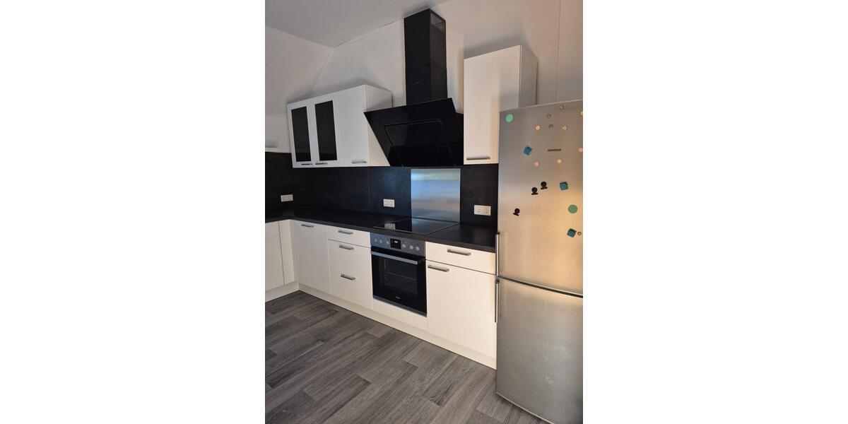 Dachgeschoßwohnung Bochum Eppendorf - 3 Zimmer, 85 m&sup2;, 1.050&euro; | Angebot:26149257
