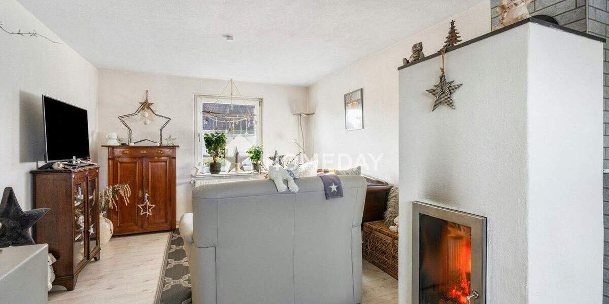 Doppelhaushälfte Bochum Hamme - 5 Zimmer, 111 m&sup2;, 379.000&euro; | Angebot:24810457