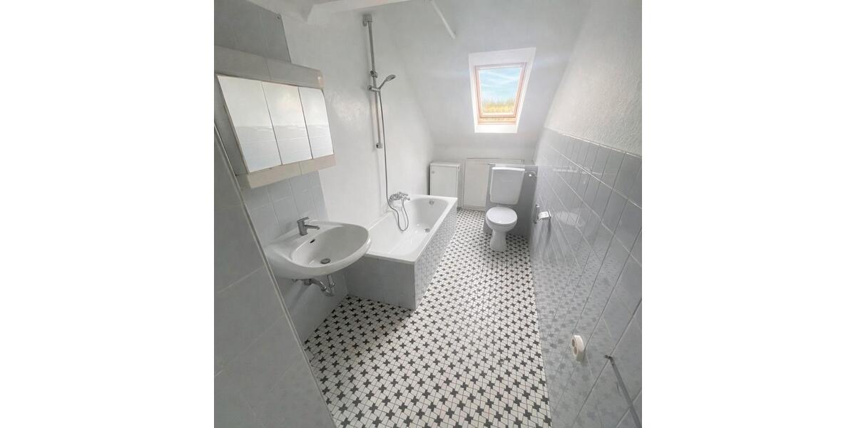 Dachgeschoßwohnung Dortmund Innenstadt Nord - 2 Zimmer, 66 m&sup2;, 570&euro; | Angebot:26645567