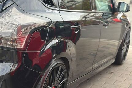 Ford Focus 99.000 km 8.499 &euro; Dortmund 44328