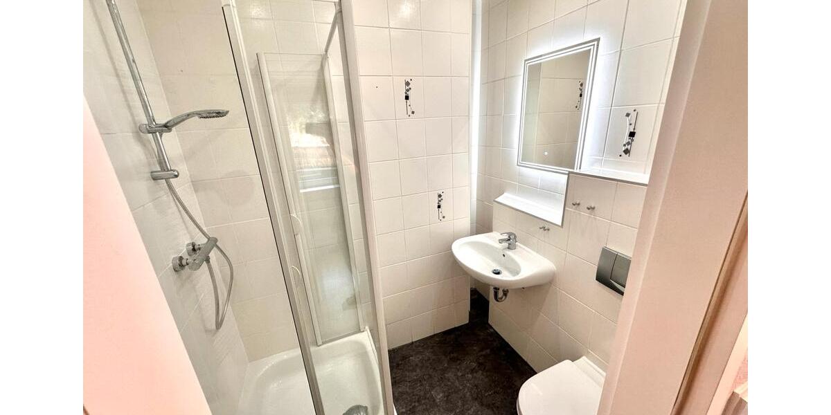 Doppelhaushälfte Iserlohn - 8 Zimmer, 155 m&sup2;, 1.399&euro; | Angebot:26248494
