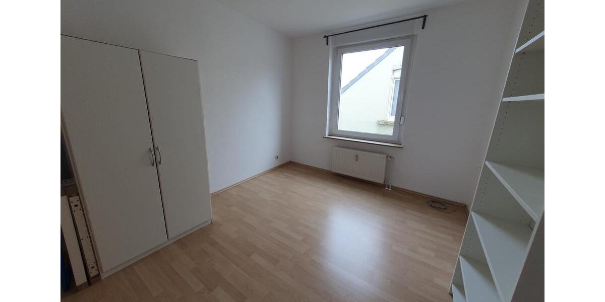 Dachgeschoßwohnung Dortmund Huckarde - 3 Zimmer, 73 m&sup2;, 175.000&euro; | Angebot:27496418