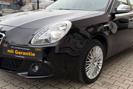 Alfa Romeo Giulietta 142.395 km 6.099 &euro; Dortmund 44379