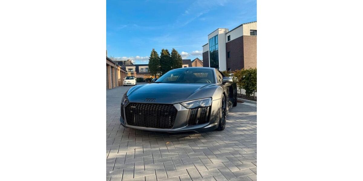 Audi R8 30.000 km 96.800 &euro; Recklinghausen 45659