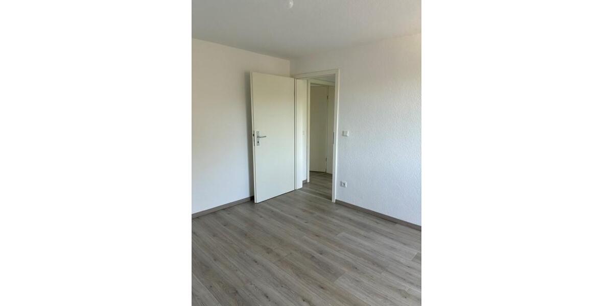 Dachgeschoßwohnung Gelsenkirchen Gelsenkirchen-Mitte - 2 Zimmer, 51 m&sup2;, 411&euro; | Angebot:26287799