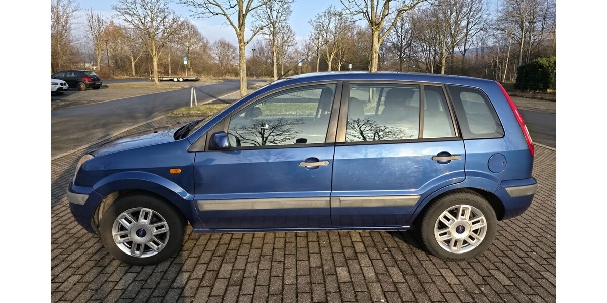 Ford Fusion 154.009 km 2.200 &euro; Hagen 58095